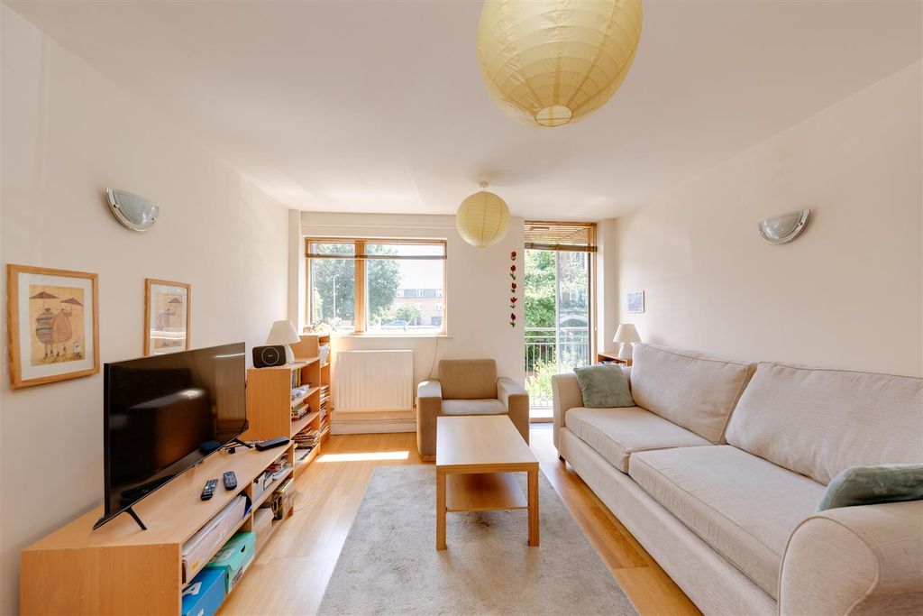 Property photo 3 of 11 52843_Hi-Res(4).Jpg