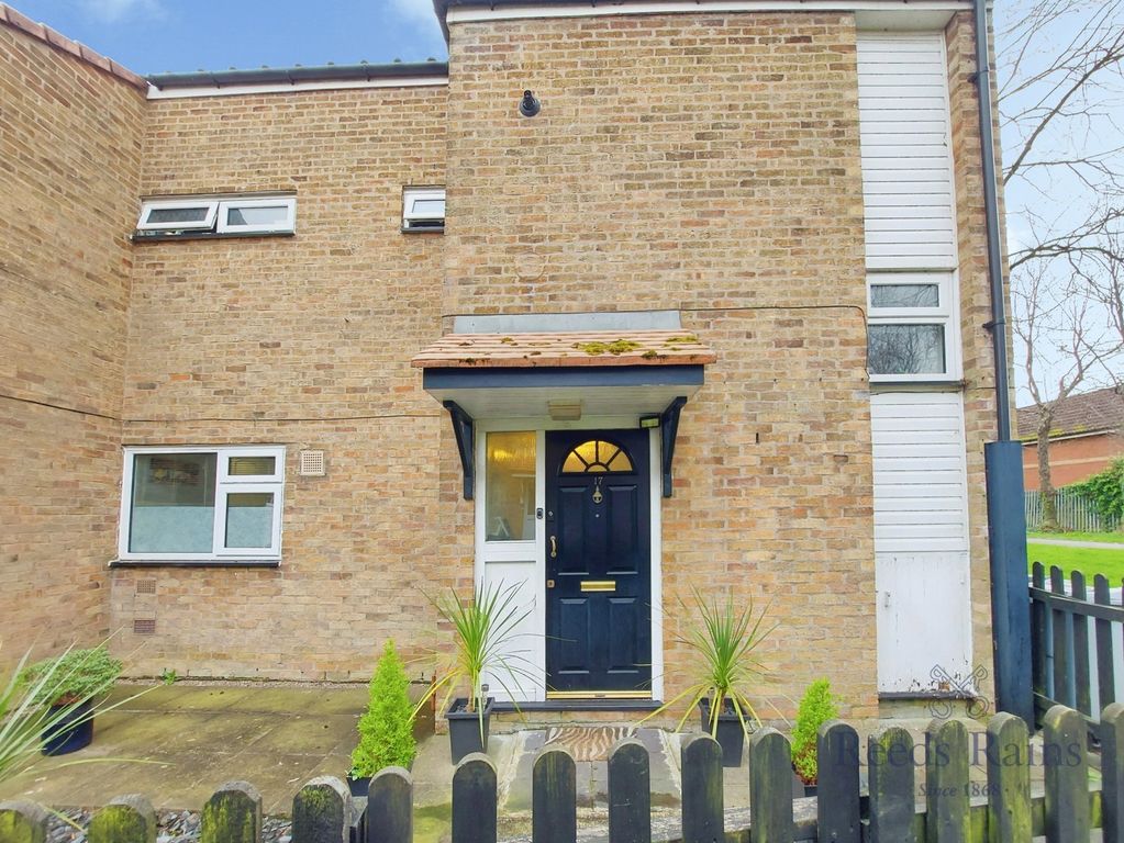 Property photo 2 of 19 Front