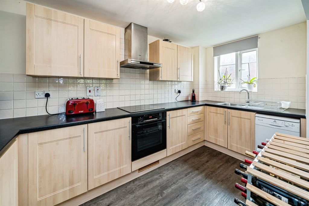 Property photo 2 of 13