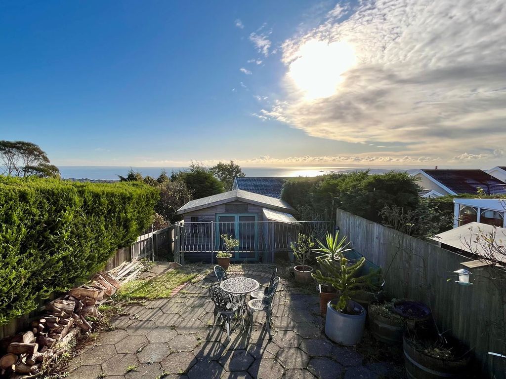 Property photo 2 of 23