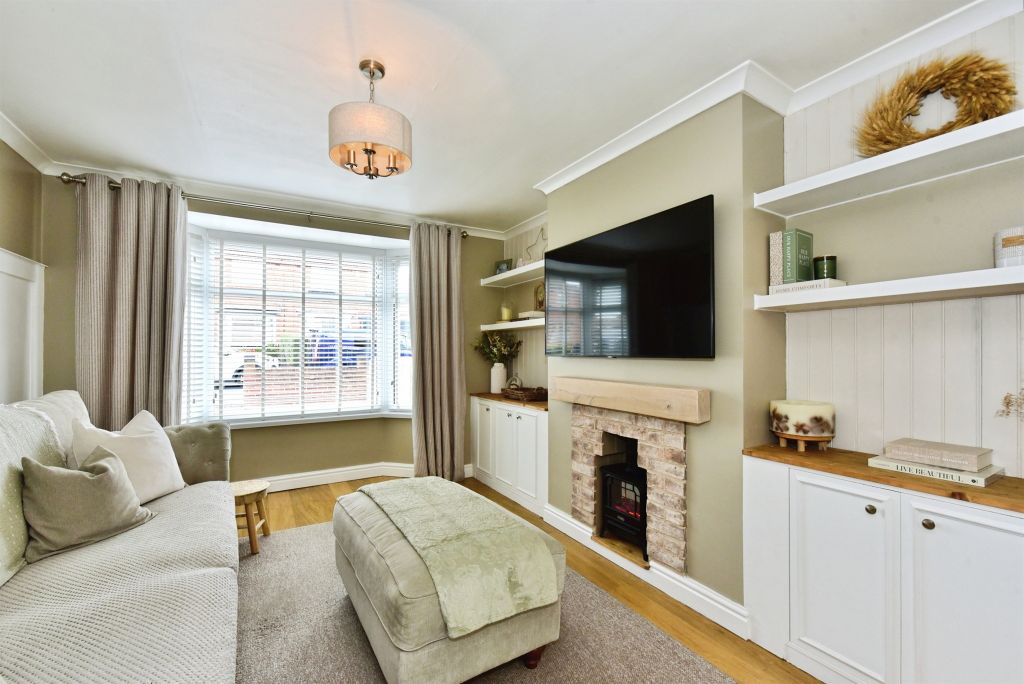Property photo 2 of 19