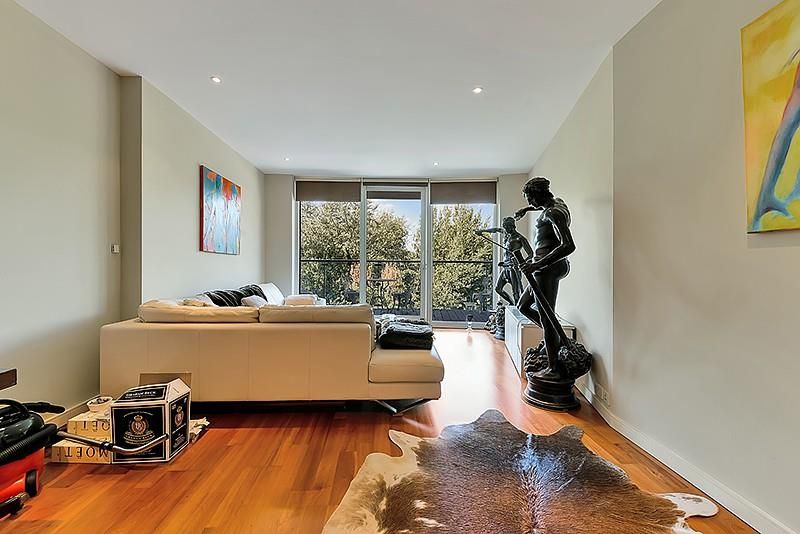 Property photo 1 of 11 Image