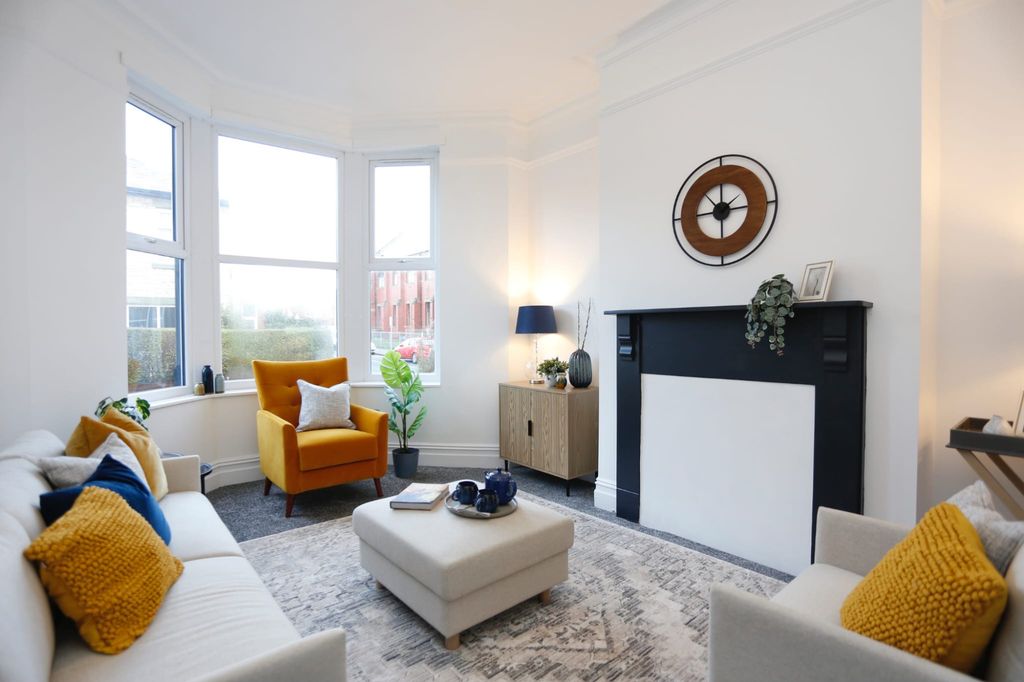 Property photo 1 of 25