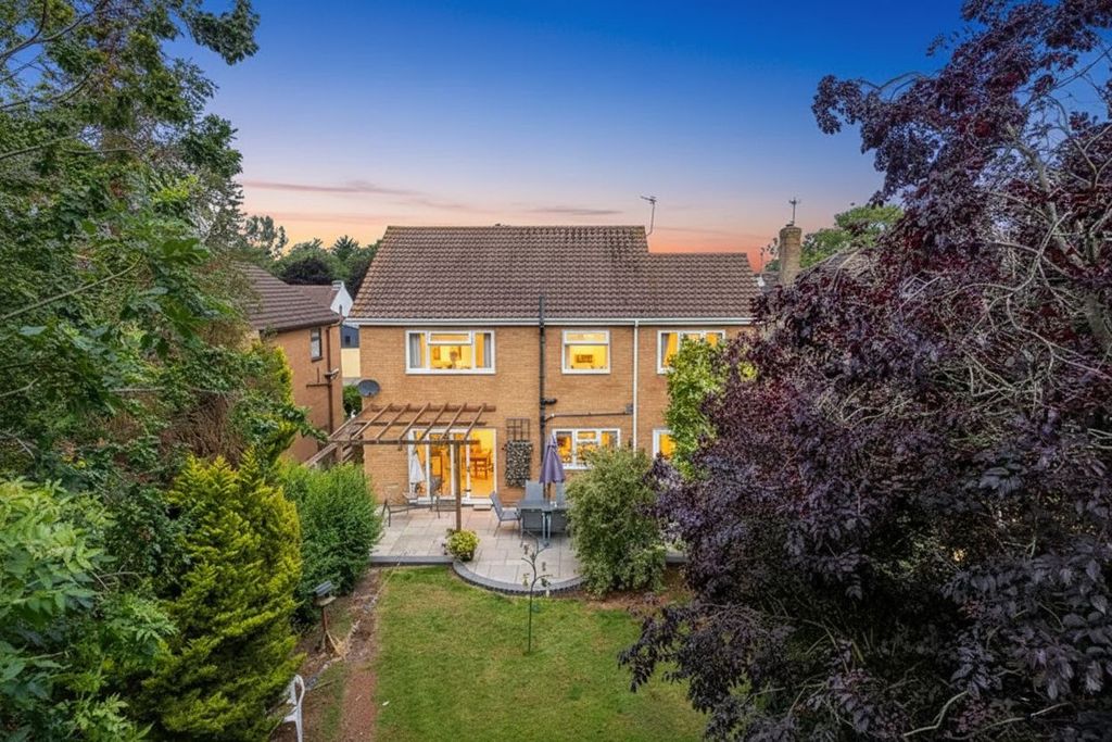 Property photo 1 of 49