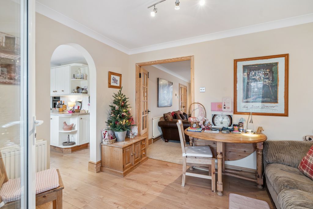 Property photo 3 of 18