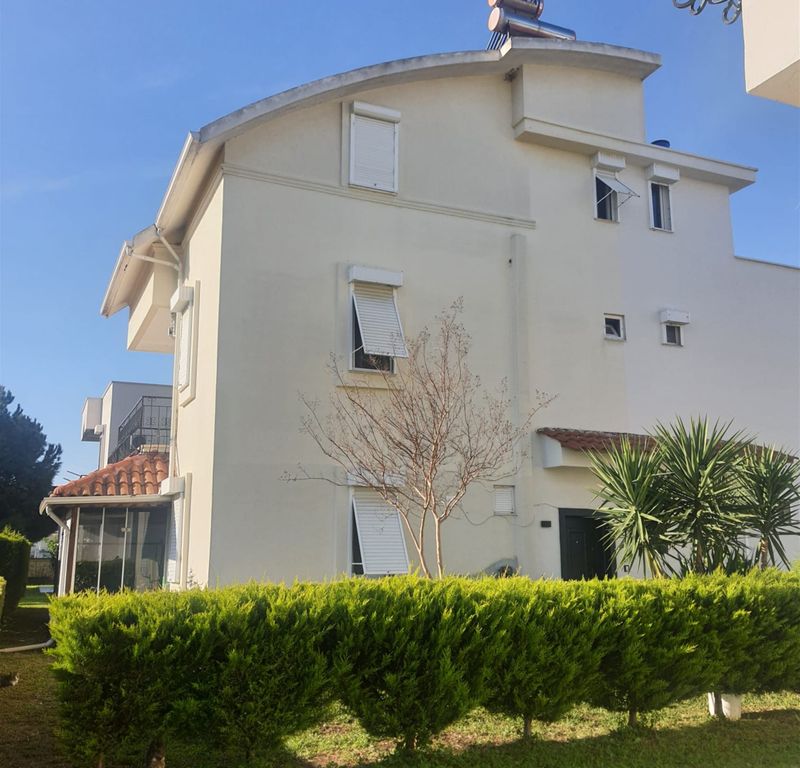 Property photo 2 of 13 Furnished Villa For Sale With A Pool & Garden In Belek - Three-Storey Property With A Garden