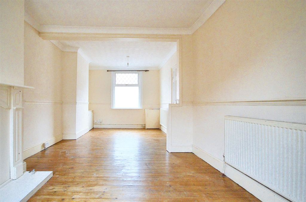Property photo 3 of 17 73 St (2).Jpeg