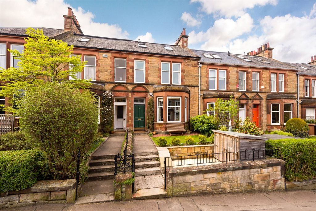 Property photo 1 of 30 St Ronan's Terrace