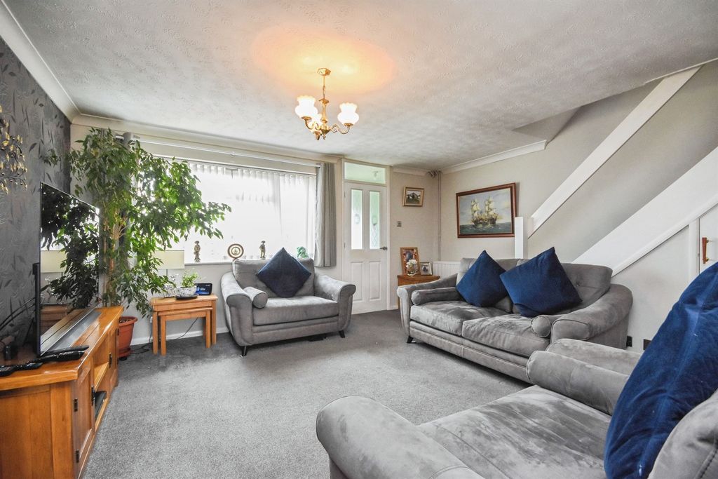 Property photo 3 of 15