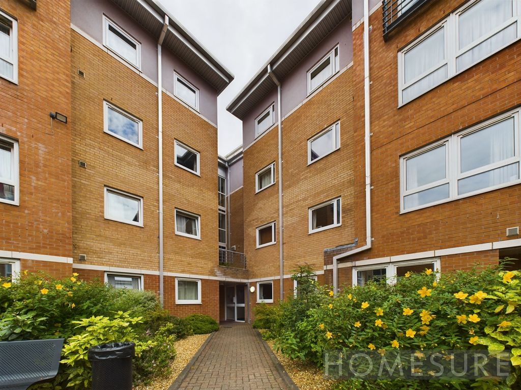 Property photo 1 of 8