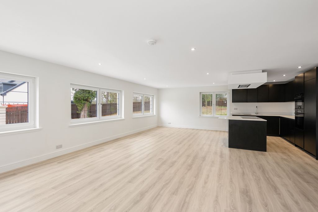 Property photo 3 of 28 Property Image 3