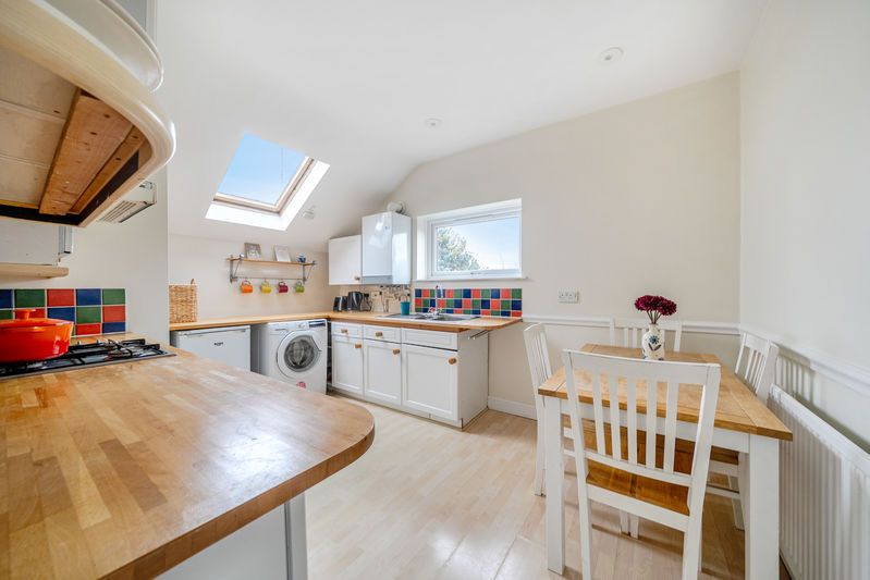 Property photo 3 of 11 Photo 2