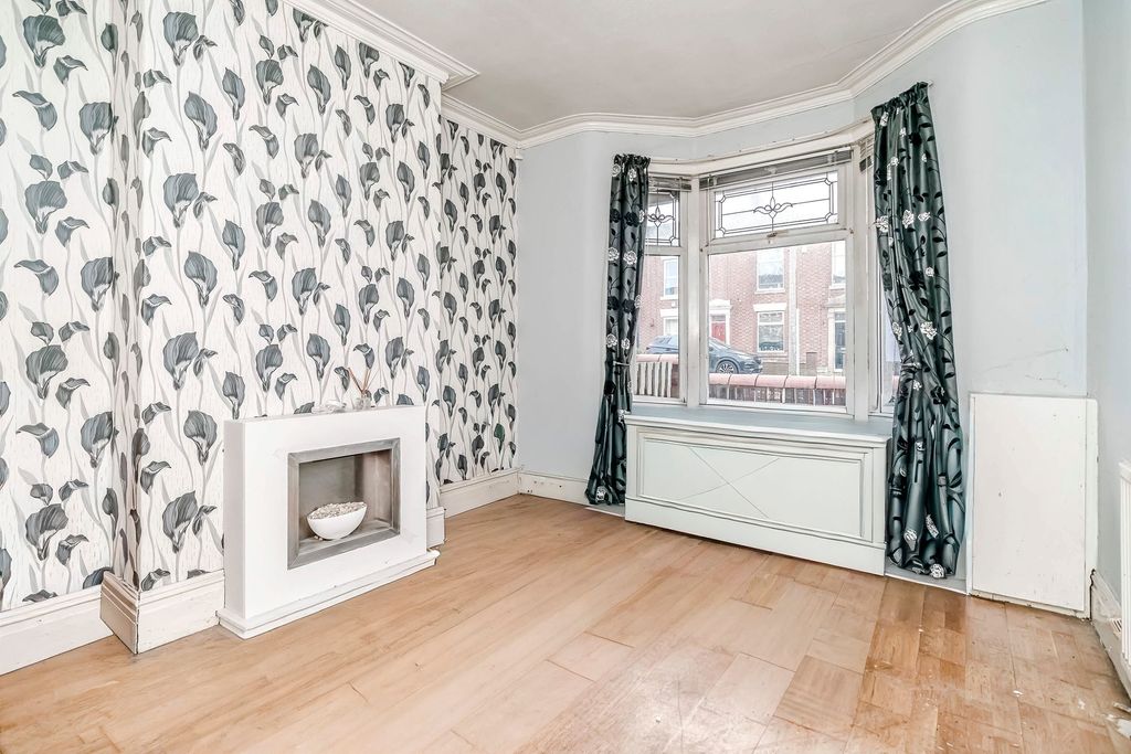 Property photo 3 of 22