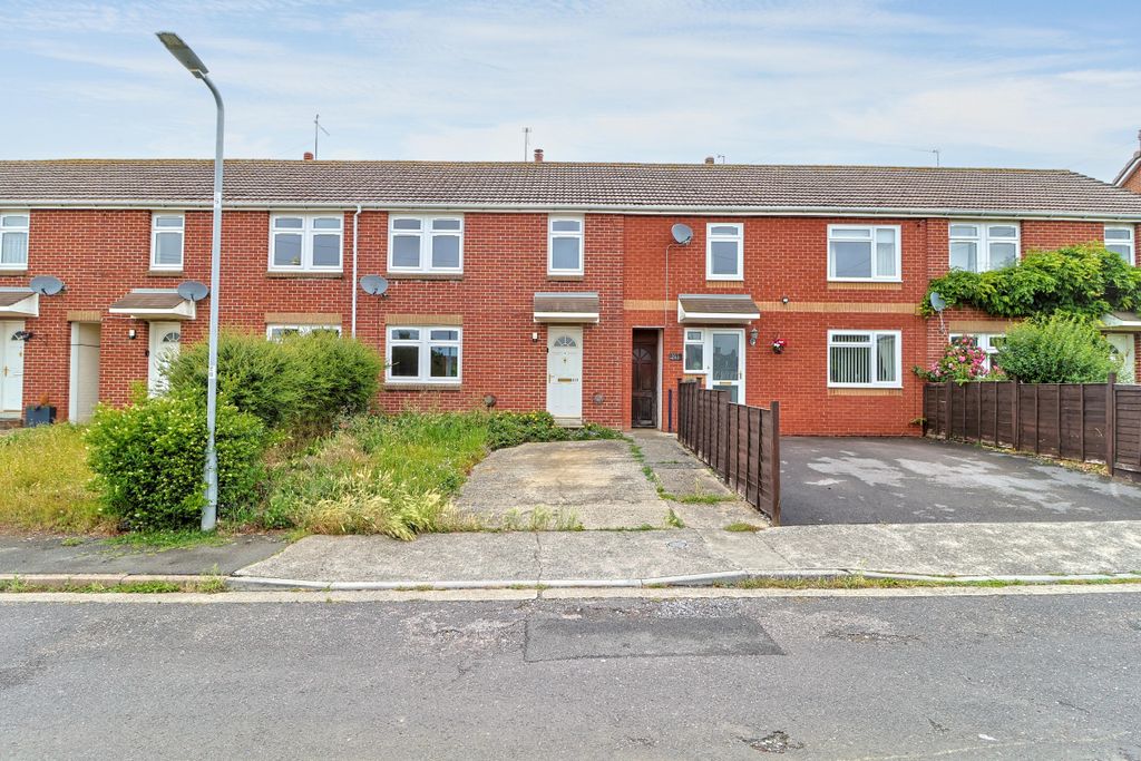 Property photo 1 of 16 103 Marl Close, Yeovil, BA21 3Nf