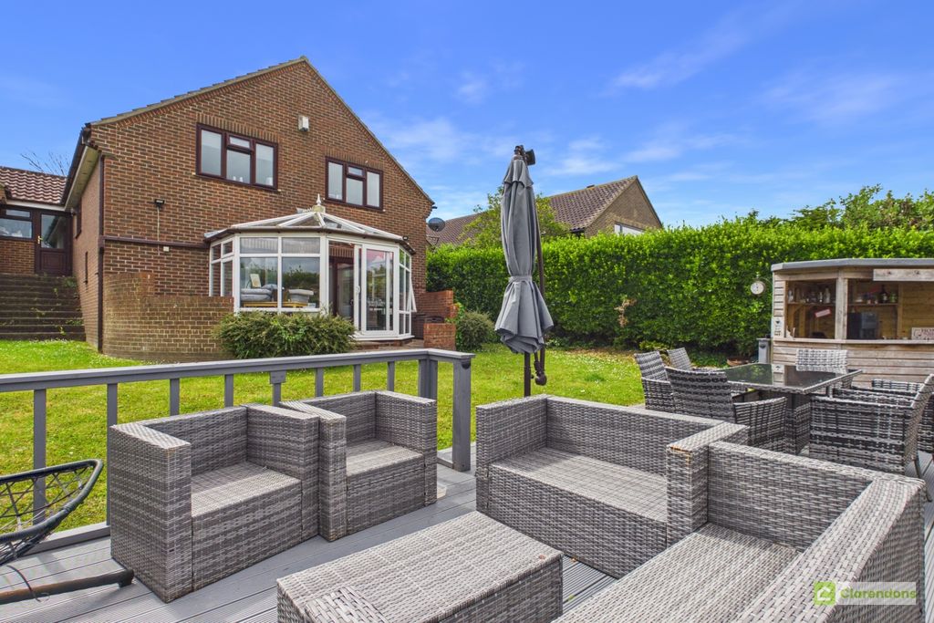 Property photo 3 of 17 2F56675B8c0A4Af08c9Eeb6A03c1d792_100_Cam04580G0-Pr