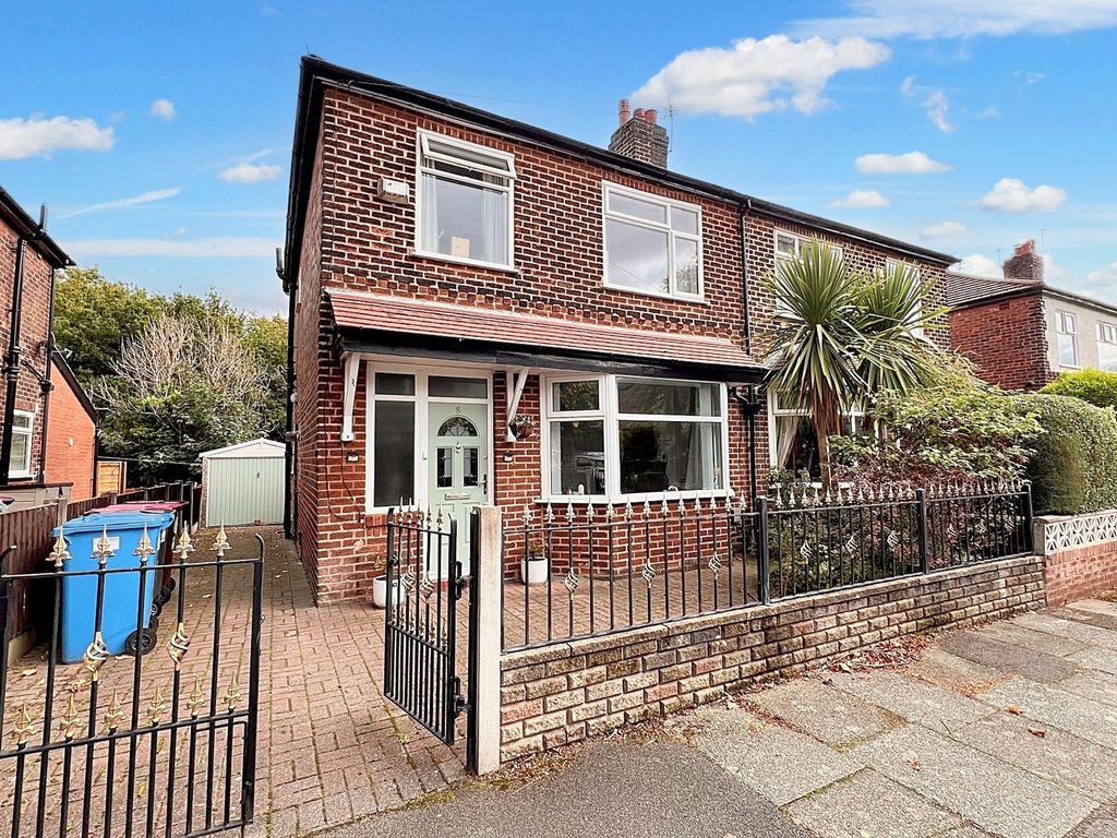 Property photo 1 of 27