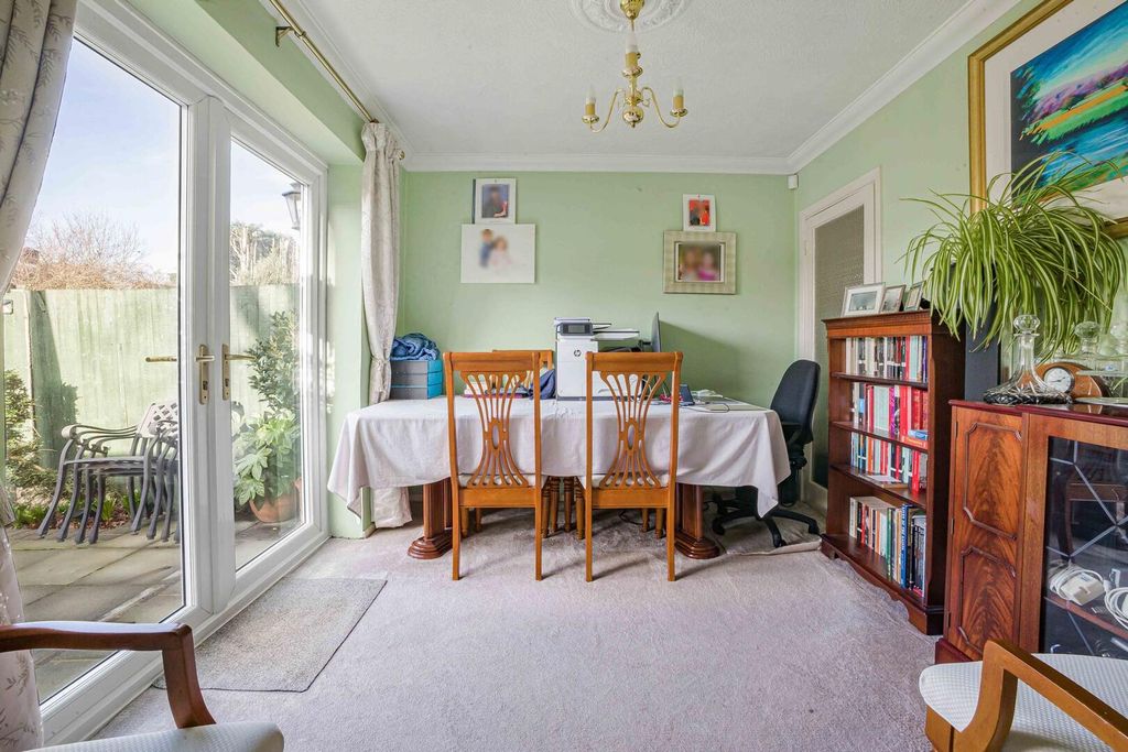 Property photo 3 of 21 Dining Room