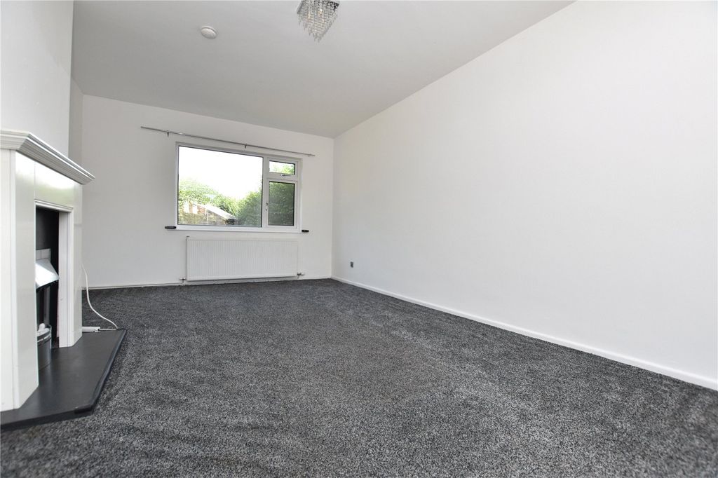 Property photo 2 of 19 Picture No. 02