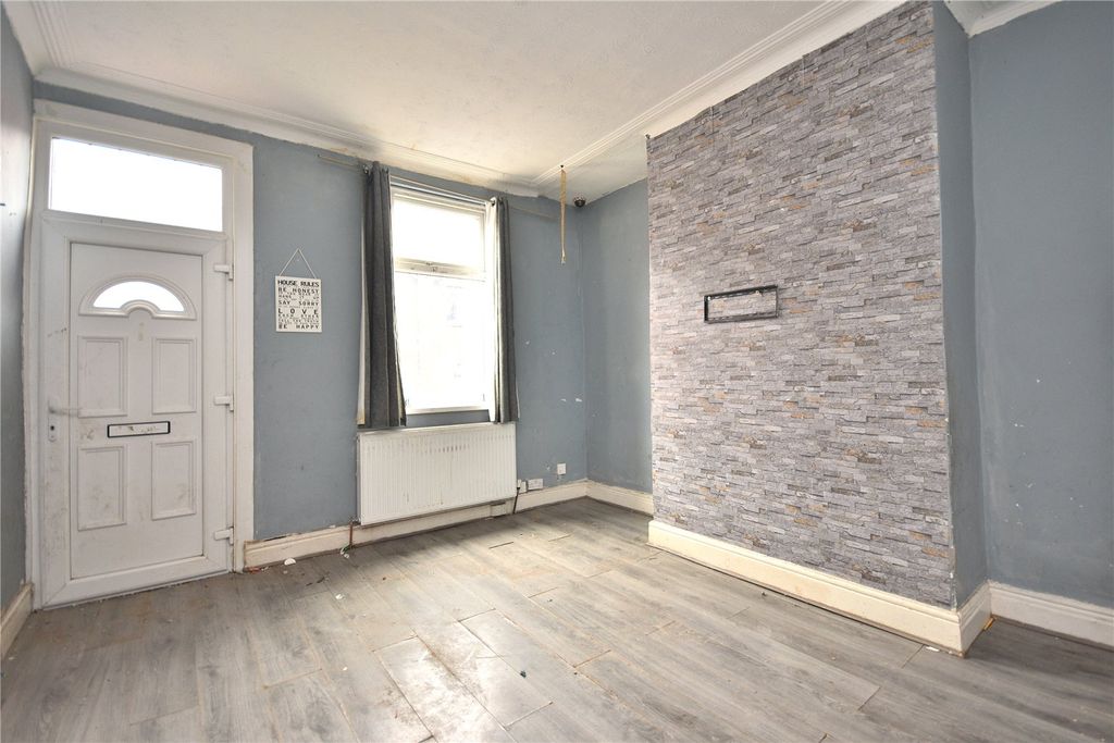 Property photo 2 of 11 Picture No. 08
