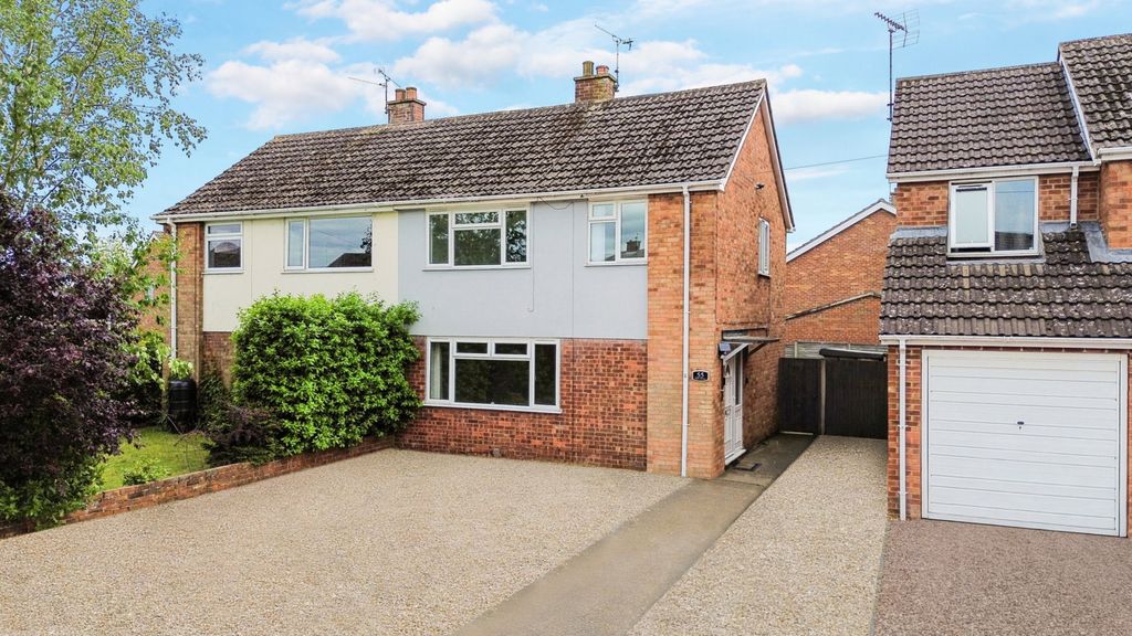 Property photo 1 of 39