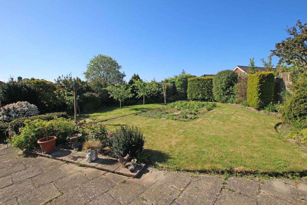 Property photo 2 of 14