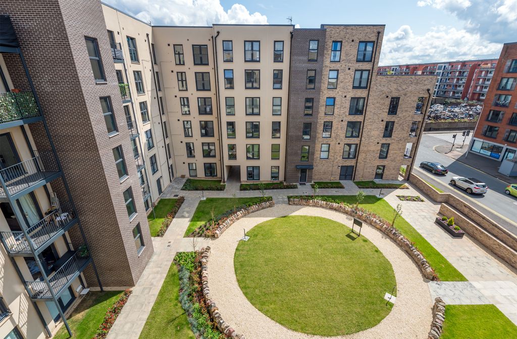 Property photo 2 of 5 Garden View At Merchant Quay