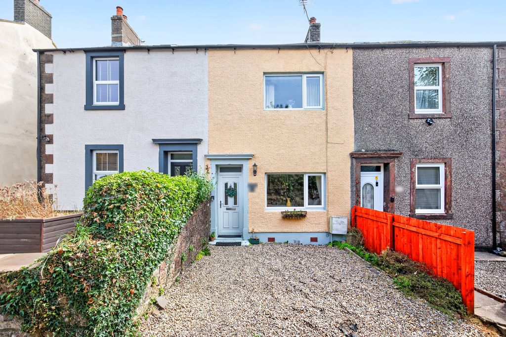 Property photo 1 of 16 Outside