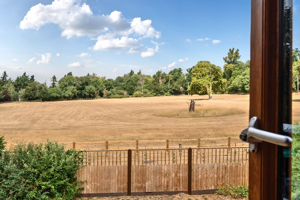 Property photo 3 of 14 Picture No. 41