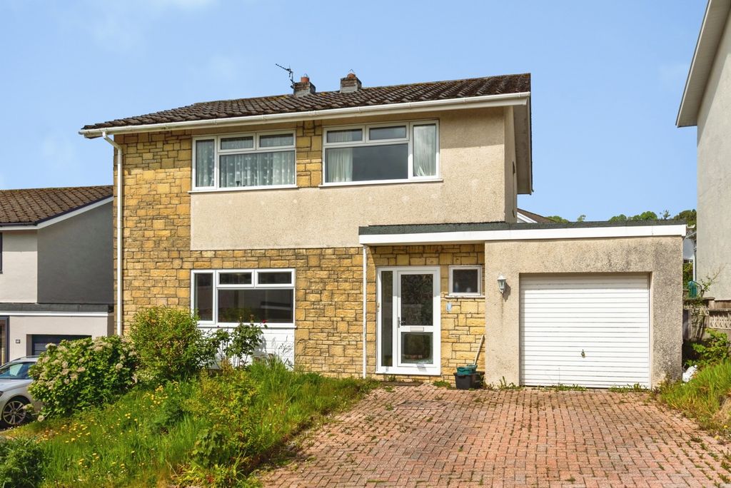 Property photo 2 of 40 Pbox-Img.Jpg