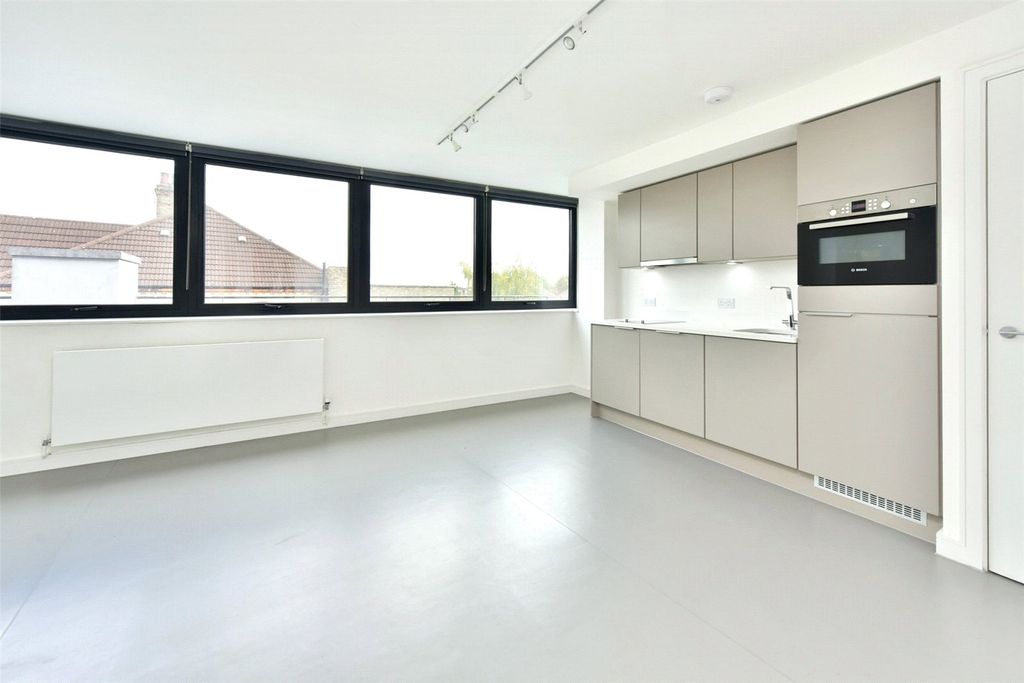 Property photo 1 of 6 Picture No. 06