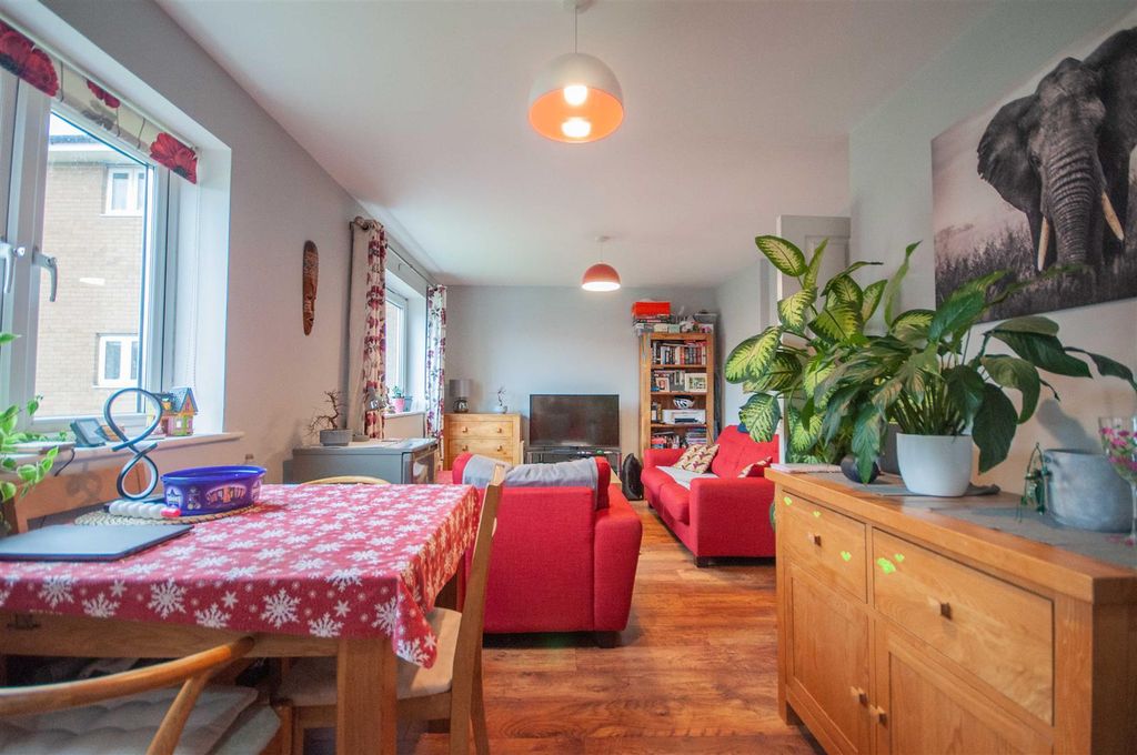 Property photo 3 of 10 Ld2.Jpg