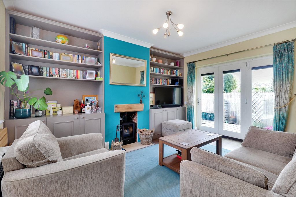 Property photo 2 of 13 Sitting Room