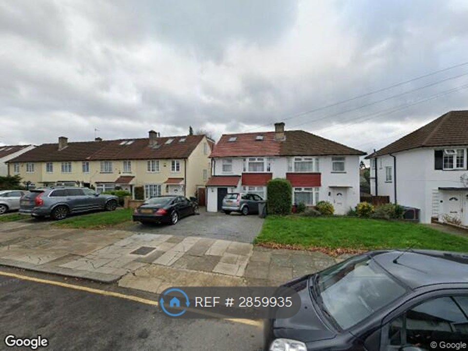 Property photo 1 of 2
