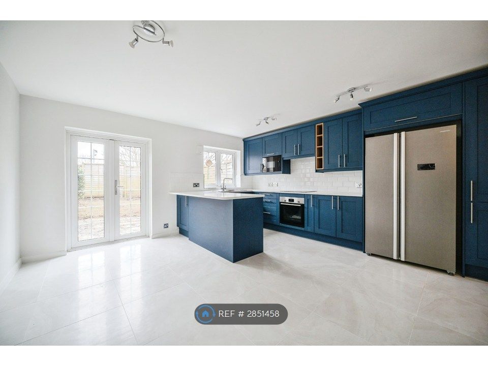 Property photo 1 of 10 Kitchen And Diner