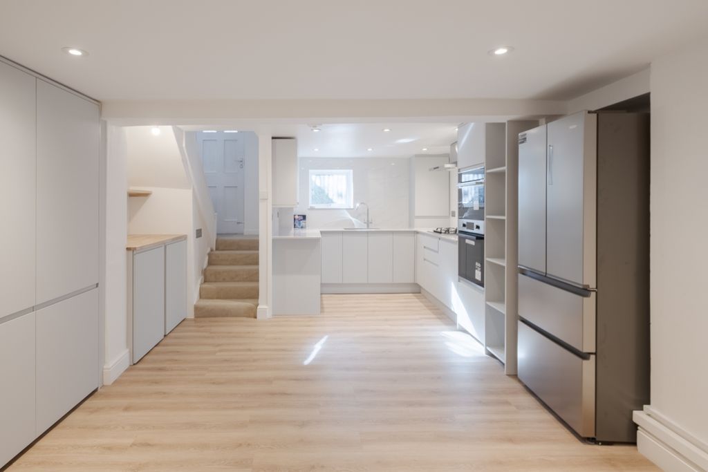 Property photo 2 of 15 Cloudesley Place