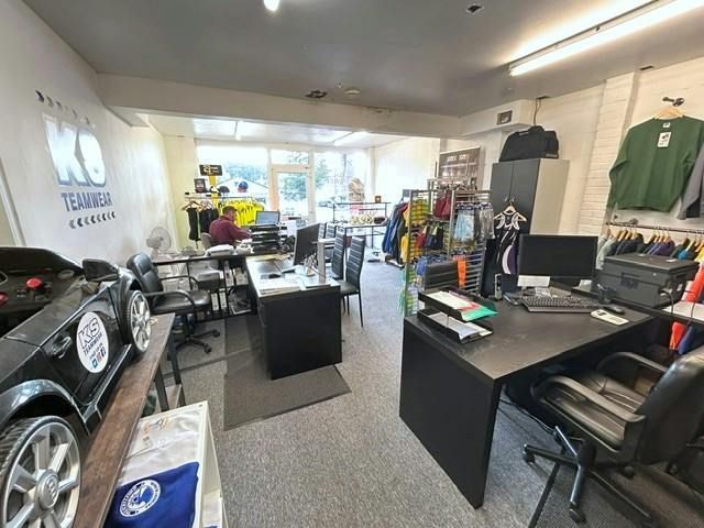 Property photo 2 of 13 Updated Shop Teamwear ii.Jpg