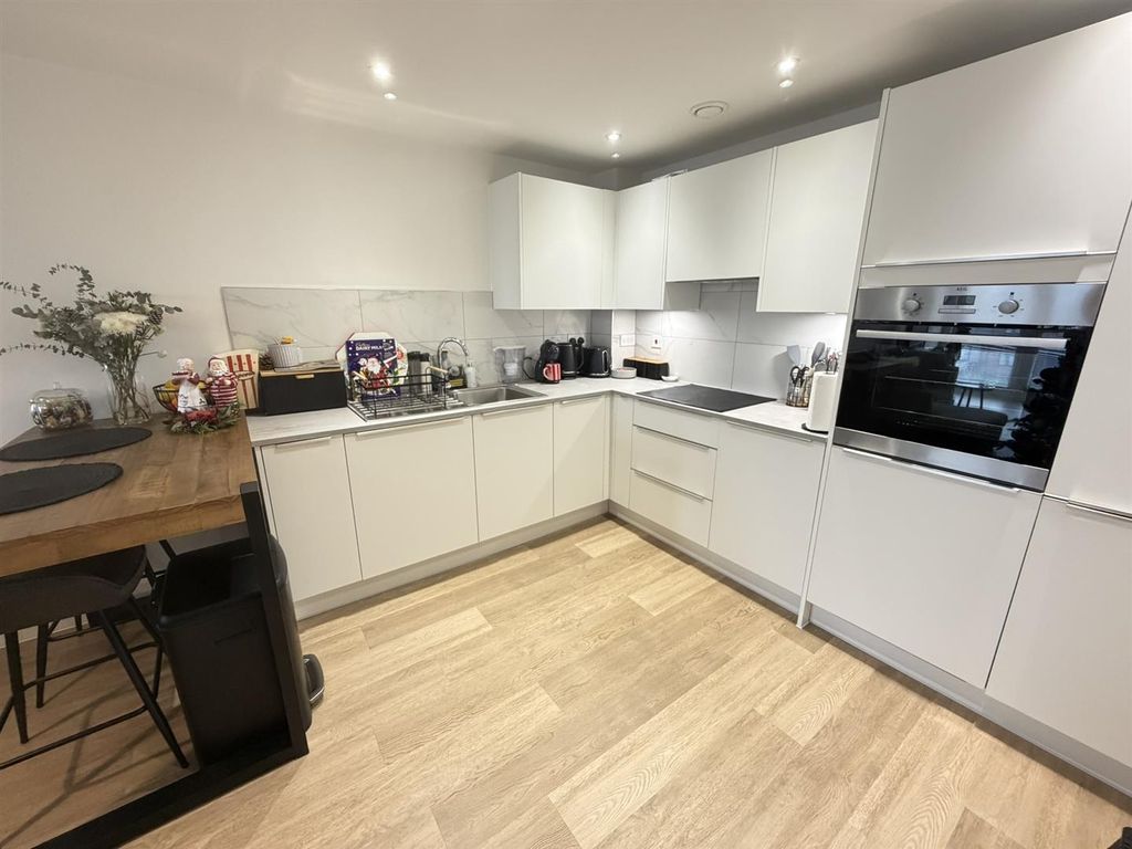 Property photo 2 of 8 Img_0685.Jpeg