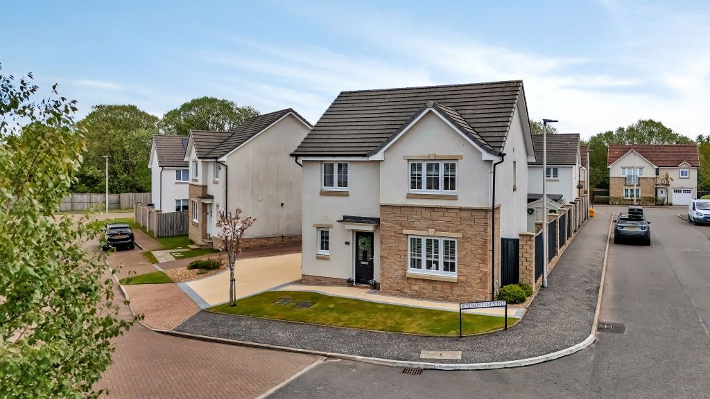 Property photo 1 of 30 002