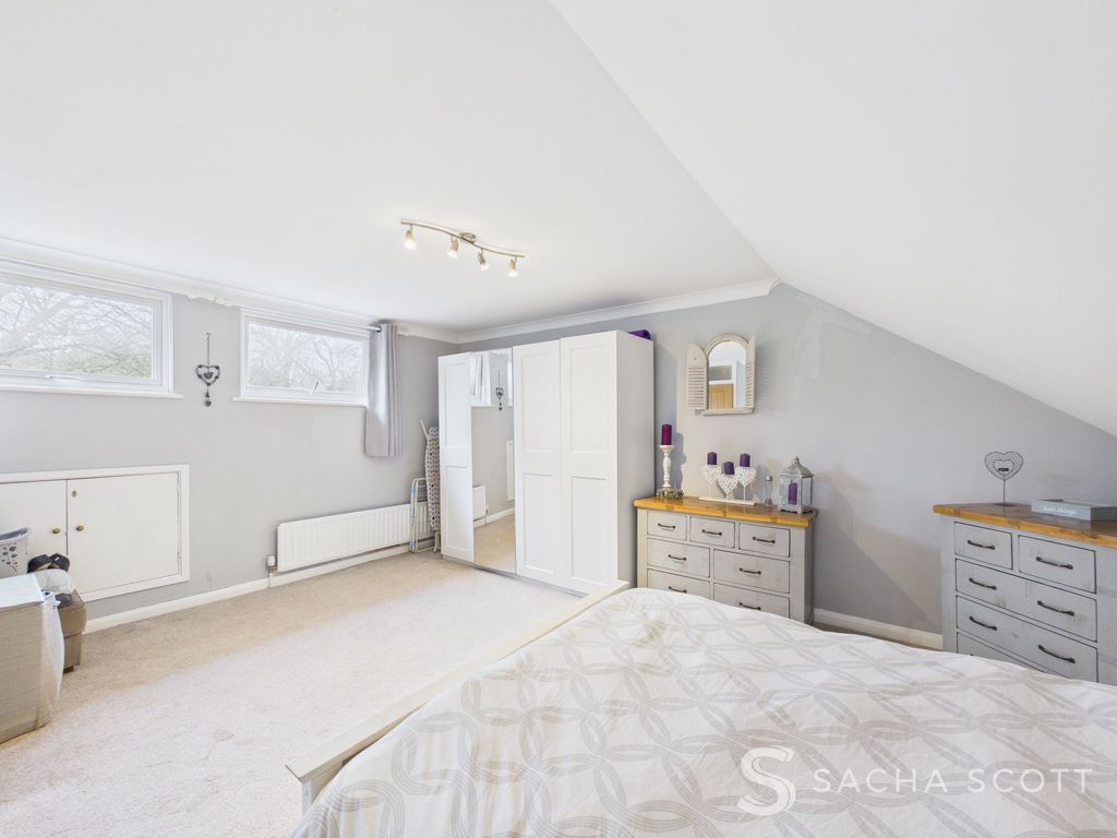 Property photo 2 of 31 Primary Bedroom