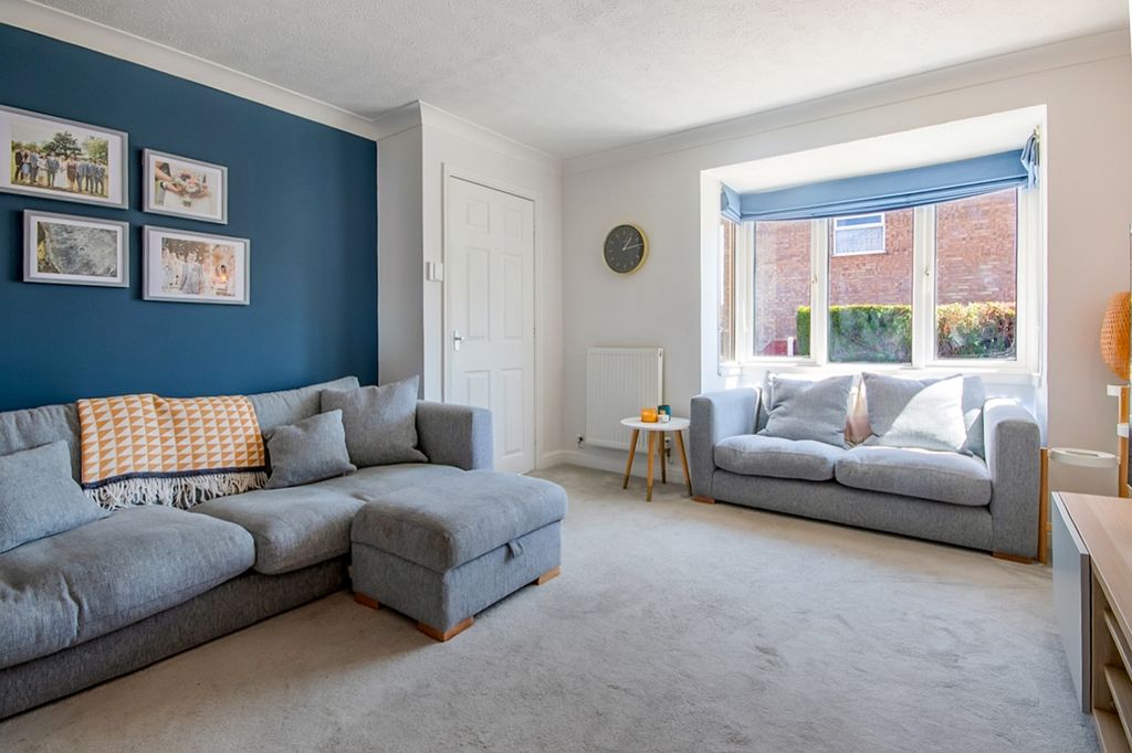 Property photo 2 of 18 Denholme-14
