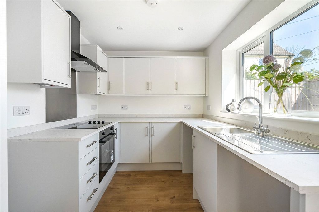 Property photo 3 of 18 Picture No. 07