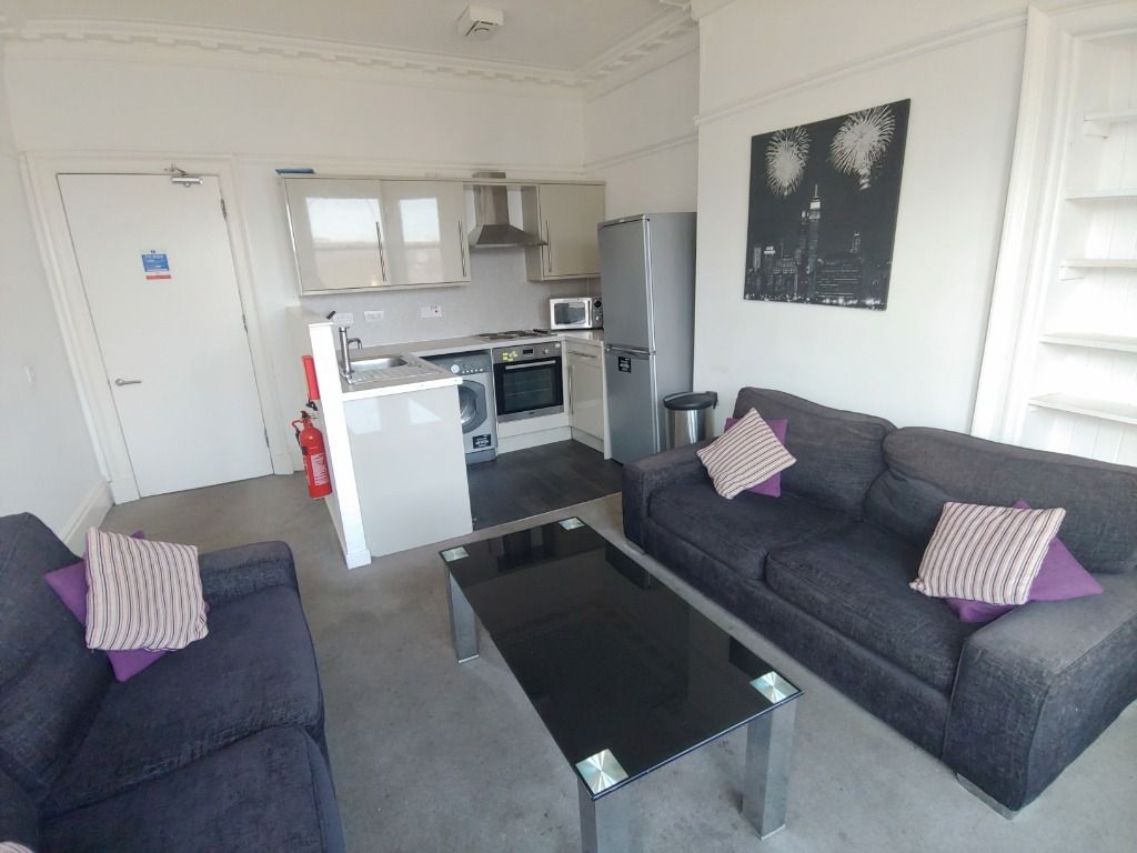 Property photo 3 of 9 Photo 3