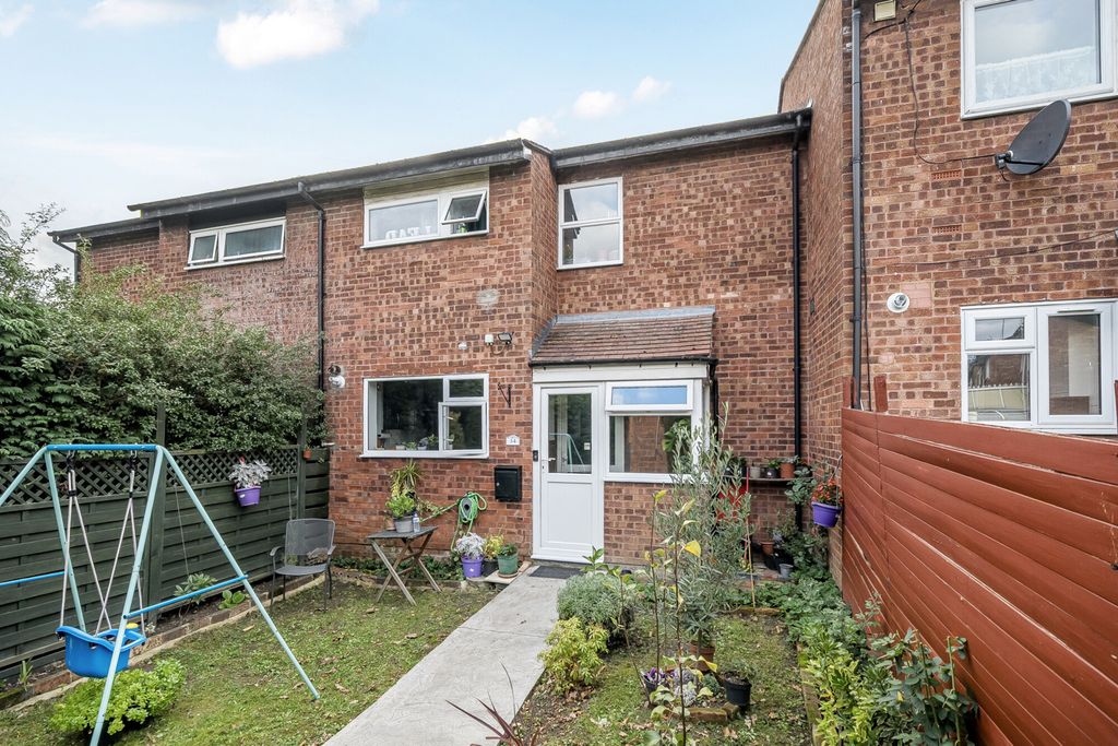 Property photo 2 of 20 1364346-2-68E6919...