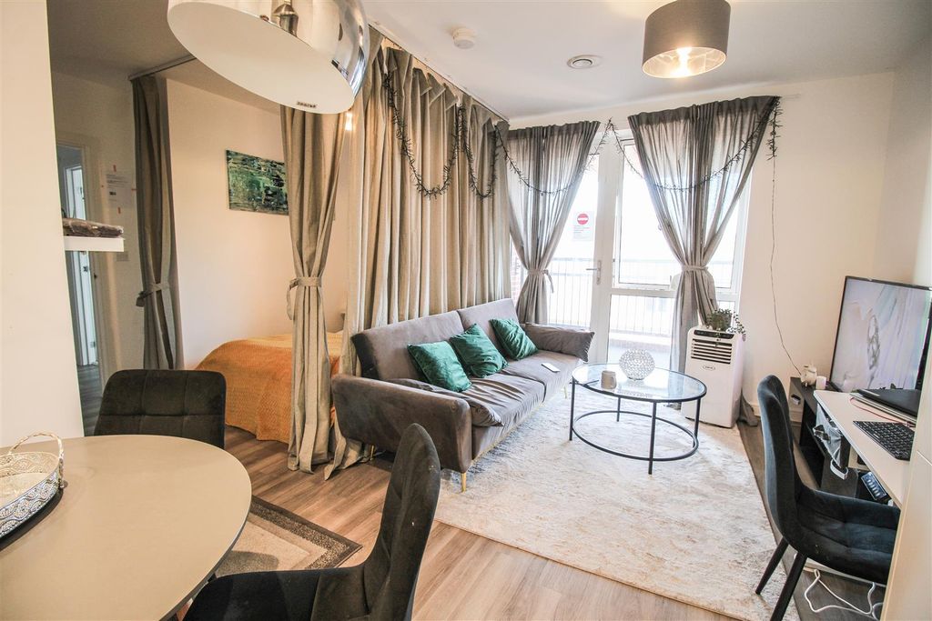 Property photo 2 of 8 Img_7025.Jpg