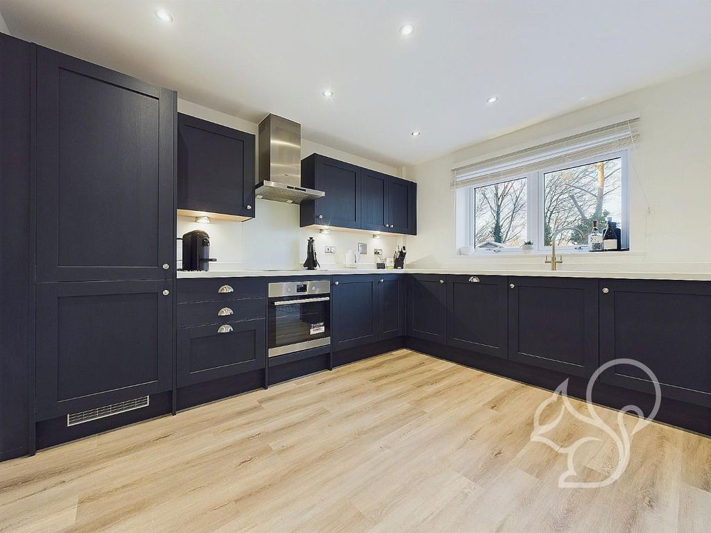 Property photo 3 of 15 Cam01254G0-Pr0266-Still009.Jpg