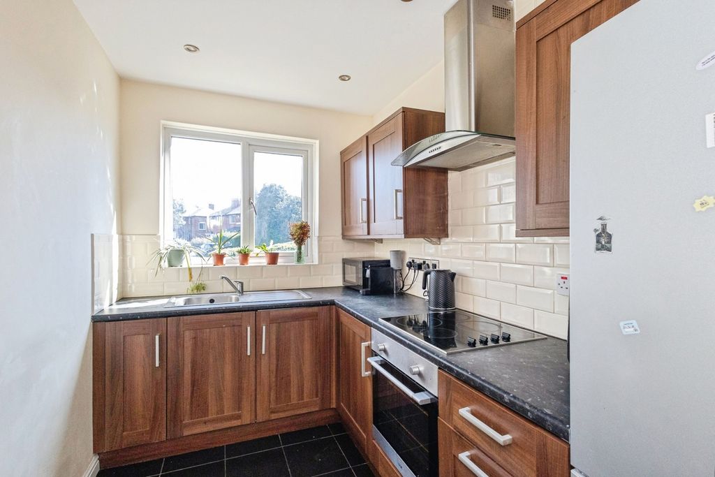 Property photo 2 of 25 Pbox-Img.Jpg