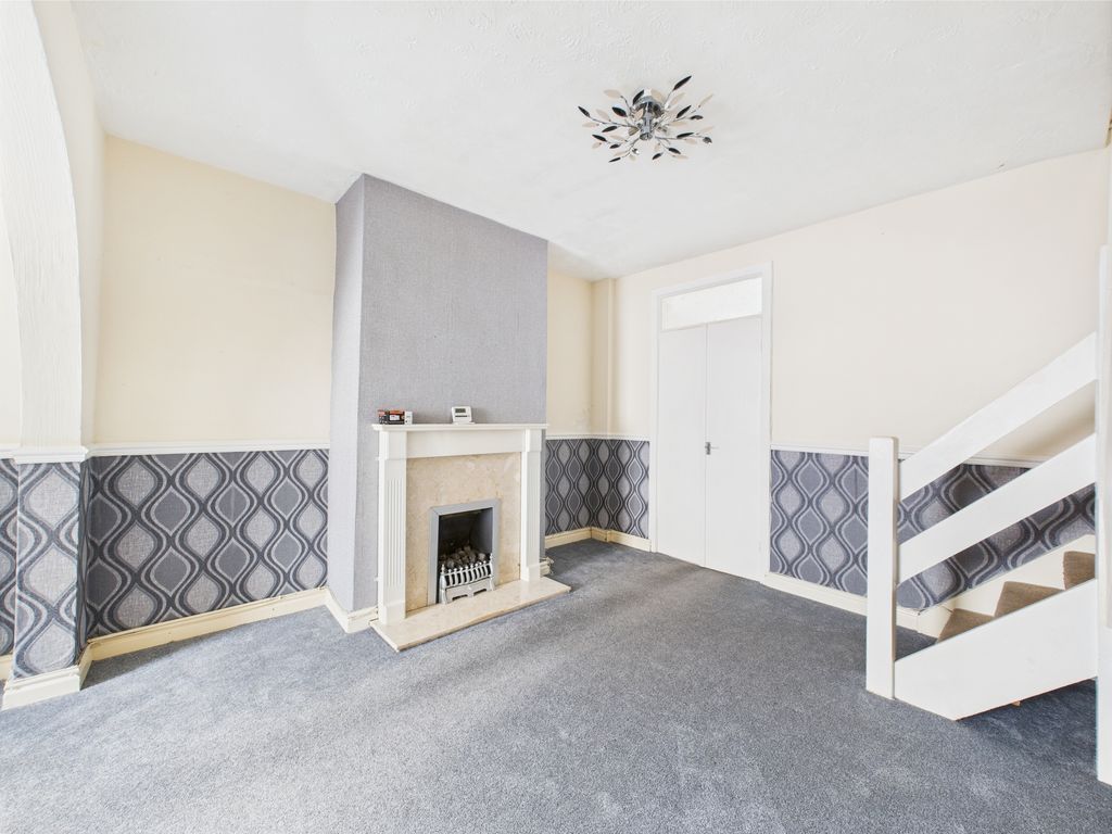 Property photo 2 of 24