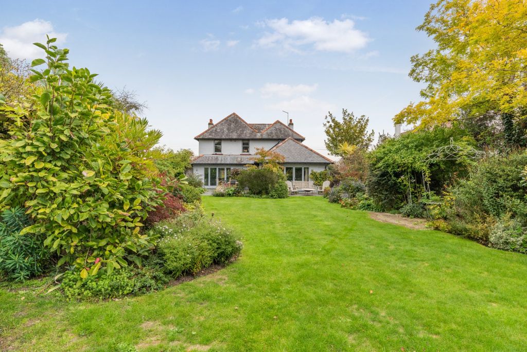 Property photo 3 of 19 Picture No. 06