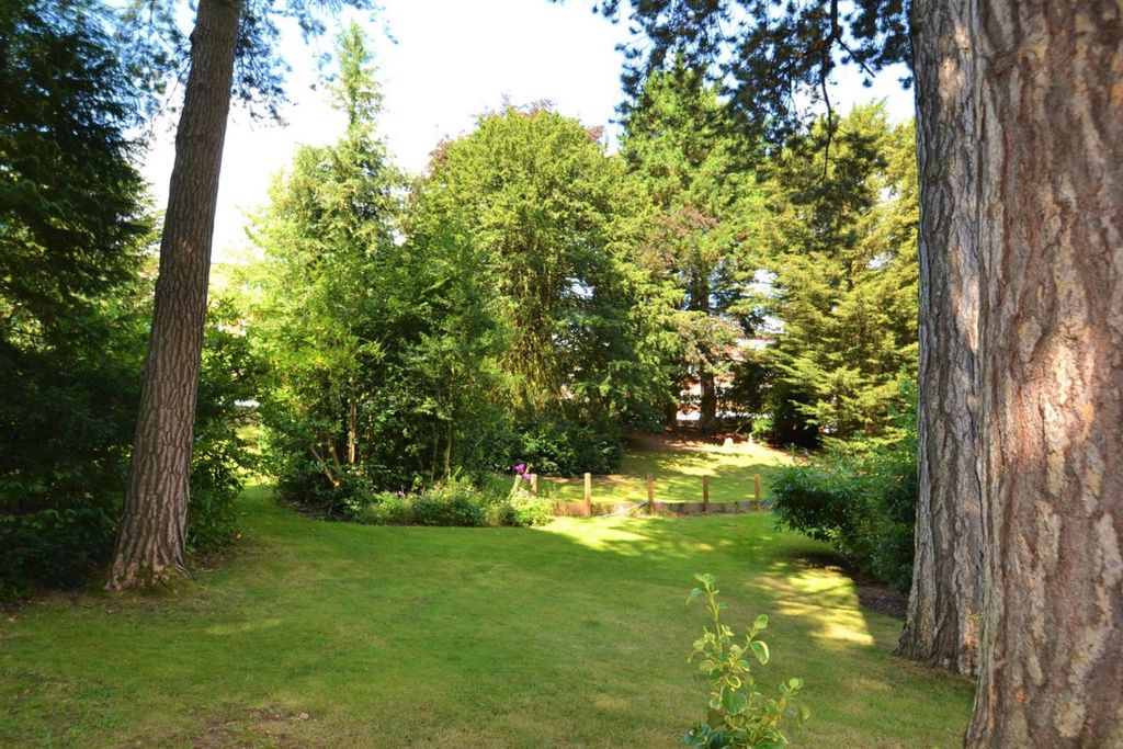 Property photo 2 of 13 Photo