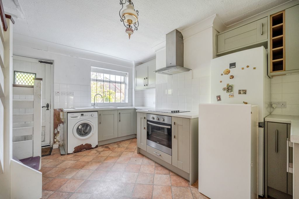 Property photo 3 of 20